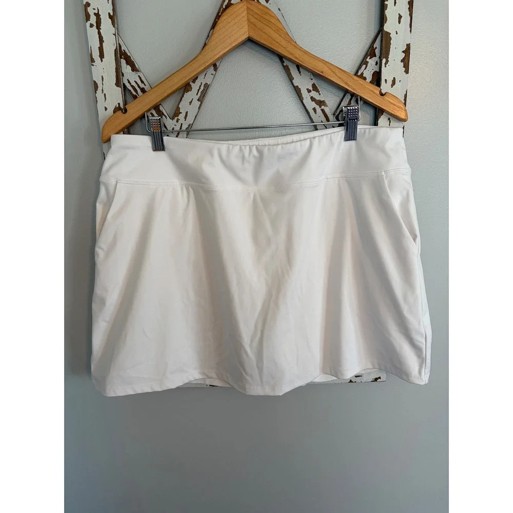 Tommy Bahama Golf Women's White Skirt/Skort Size XL Golf Tennis Pickleball